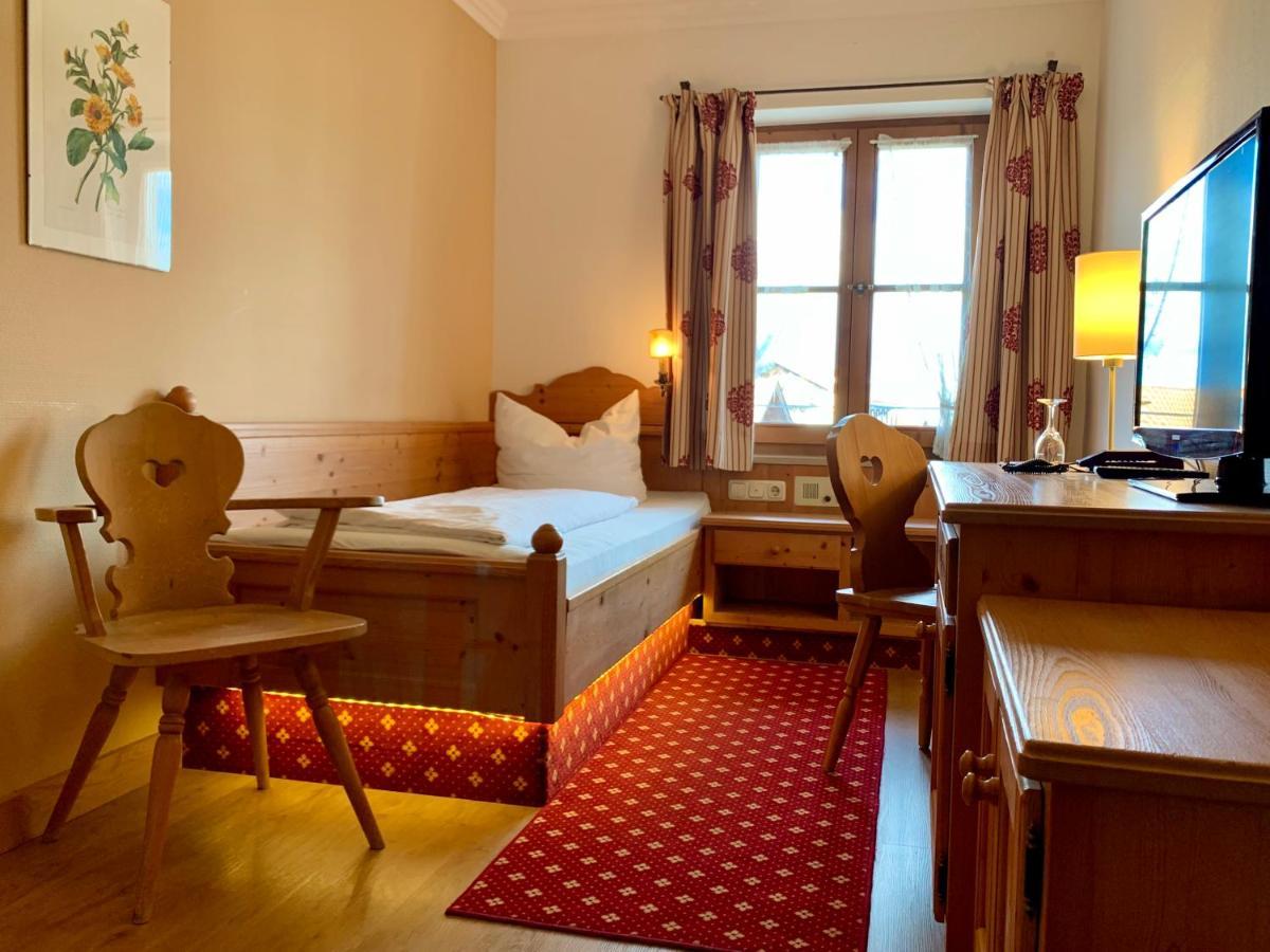 Hotel Zur Post Кохель-ам-Зее Экстерьер фото