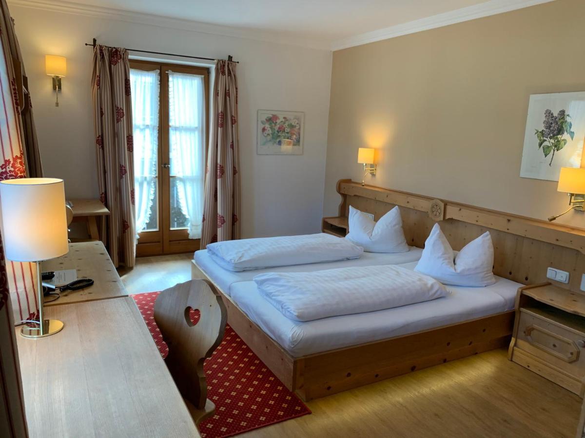 Hotel Zur Post Кохель-ам-Зее Экстерьер фото