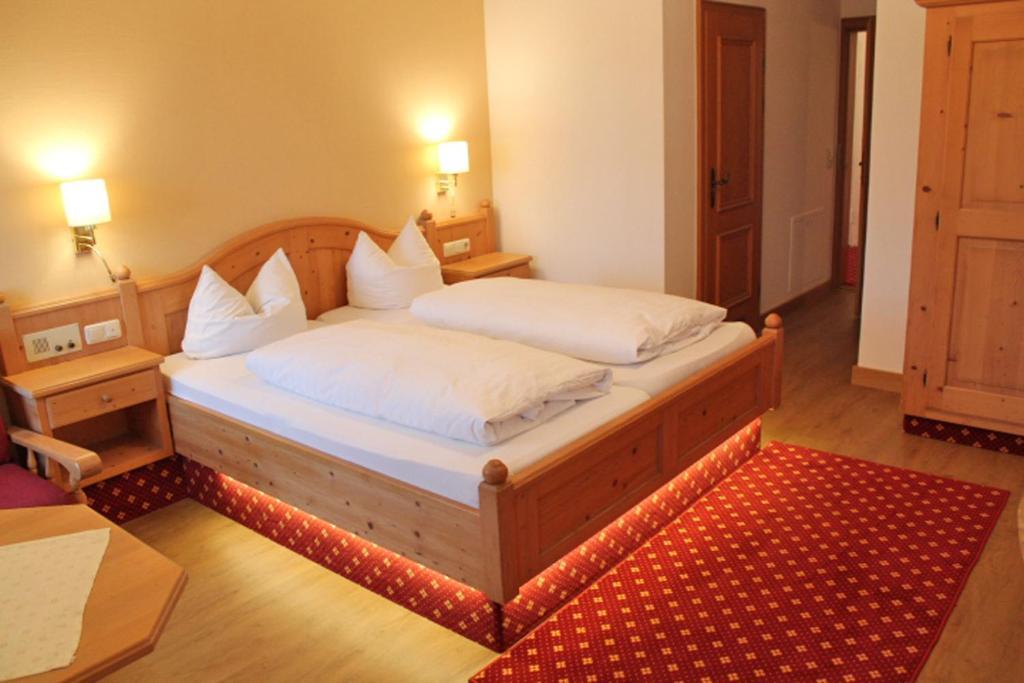 Hotel Zur Post Кохель-ам-Зее Номер фото